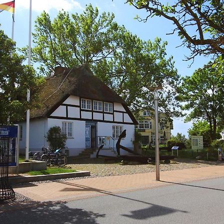 Mit Meerblick Und Balkon, Gratis Nutzung Vom Ahoi Erlebnisbad Und Sauna In Sellin - Meeresblick Fewo 17 Goehren  Eksteriør billede